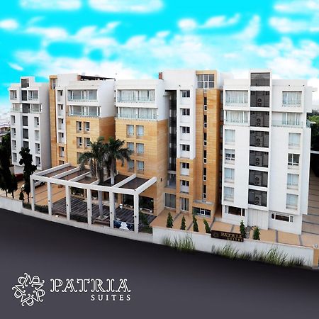 Quality Inn Patria Suites, Rajkot Bagian luar foto